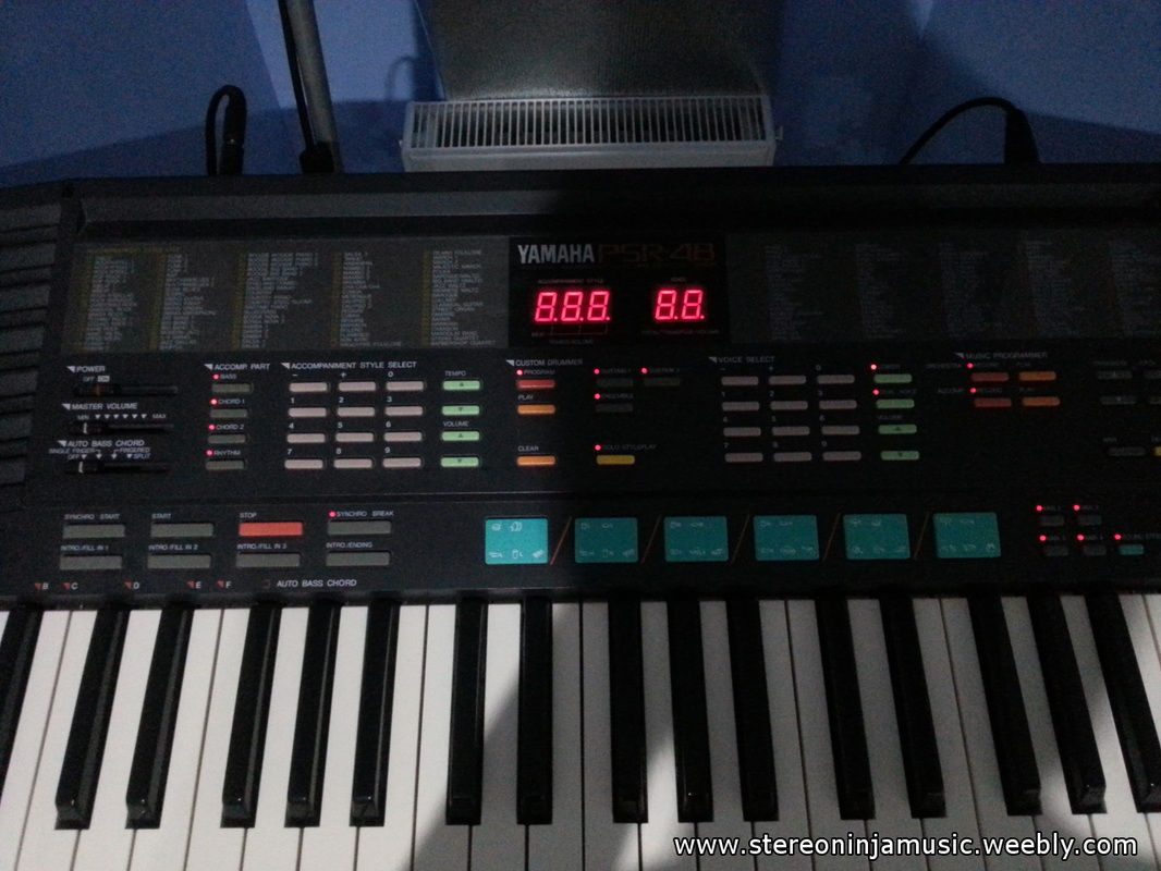 A picture of the Yamaha PSR-48 in it's test mode